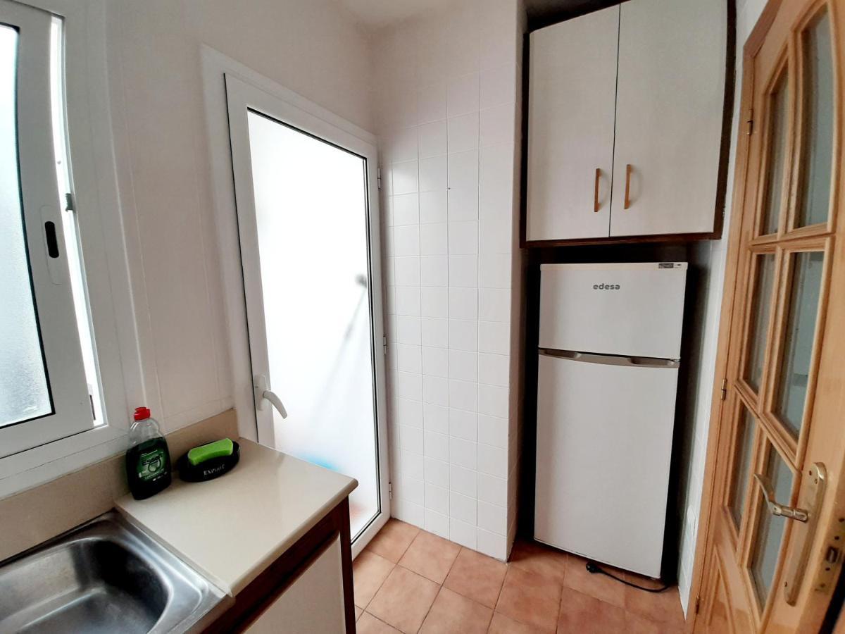 Apartamentos Franch Hospitalet De L'Infant Exterior photo